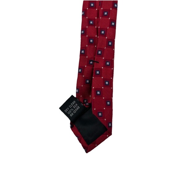 Michael Kors Red Geometric Pattern 100% Silk Tie 59.25" x 3.5" - Picture 6 of 6